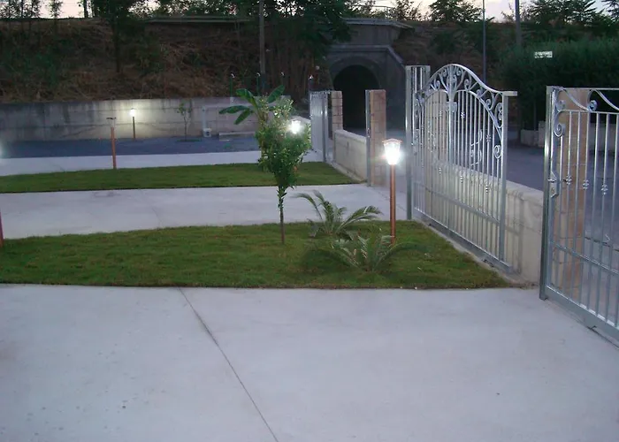 Il Mare A Due Passi Fiumefreddo Bruzio